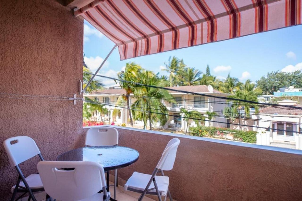 Chez Pepe Apartments Flic en Flac Exterior photo